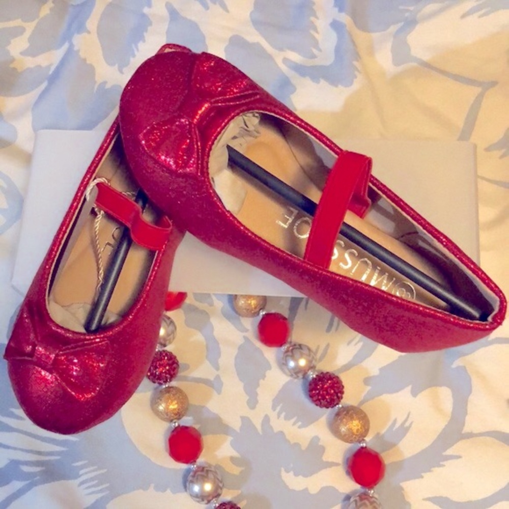 Musshoe Red Glitter Girls Dress Shoe